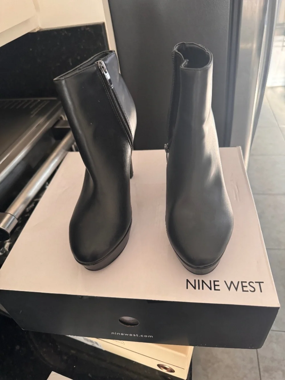 Size 6 Glowup Platform Booties